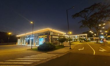 Oficina en Alquiler en Plaza Comercial Costabrisa – Vía a la Costa