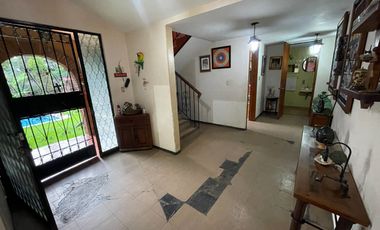 Amplia Casa con Alberca y Jardín en Lomas de Cuernavaca