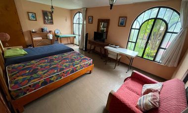 Amplia Casa con Alberca y Jardín en Lomas de Cuernavaca