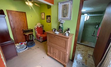 Amplia Casa con Alberca y Jardín en Lomas de Cuernavaca