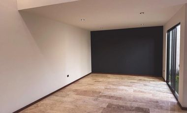 Increíble casa en venta en el Fraccionamiento de San Angel 5