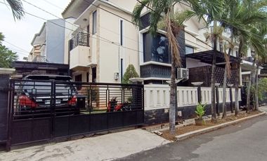 S723 Rumah Hoek Full Furnished Murah Billymoon Pondok Kelapa Jakarta Timur