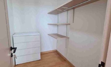 APARTEMEN FULL FURNISHED LANTAI RENDAH PANTAI MUTIARA JAKARTA UTARA