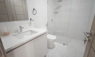 Alquiler Departamento La Aurora Edificio Titanium 3 dormitorios amoblado - D272