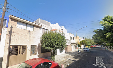 CASA EN REMATE INMOBILIARIO, CALLE DIAMANTE, COLONIA ESTRELLA, GUSTAVO A. MADERO, CDMX.
