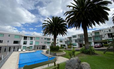 Alquiler casa de 3 dormitorios Cumbaya sector universidad san francisco