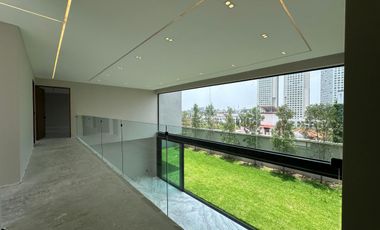 Casa Nueva en renta en Bosques de las Lomas