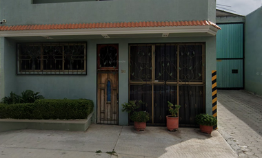 CASA EN VENTA CON BODEGA EN BARRIO DE GUADALUPE PUEBLA DE REMATE