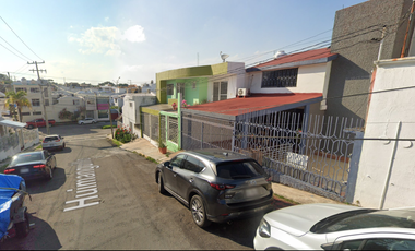 VENTA DE HERMOSA CASA