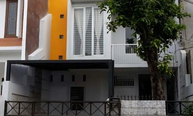 Disewakan Rumah di Komplek Nyaman Cilandak Barat – Jalan Lebar, Lokasi Sangat Strategis