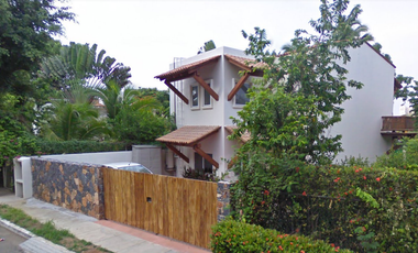 HERMOSA CASA EN IXTAPA ZIHUATANEJO