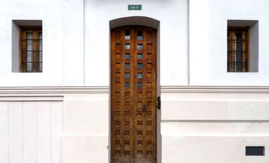 Casa en venta de 6 dormitorios en el centro histórico de quito sector san juan