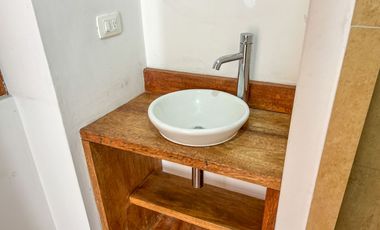 Casa en venta de 6 dormitorios en el centro histórico de quito sector san juan