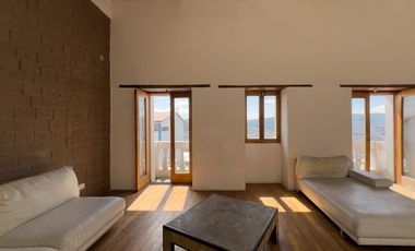 Casa en venta de 6 dormitorios en el centro histórico de quito sector san juan