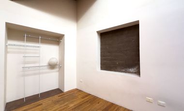 Casa en venta de 6 dormitorios en el centro histórico de quito sector san juan