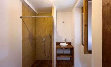 Casa en venta de 6 dormitorios en el centro histórico de quito sector san juan