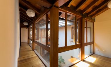 Casa en venta de 6 dormitorios en el centro histórico de quito sector san juan