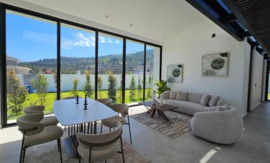 Vendo Casa por Estrenar de  1 Planta en el Sector de la Ruta Viva