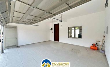 Amplia casa nueva muy cerca de la zona de playas y plazas comerciales