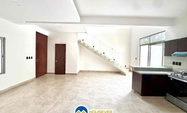 Amplia casa nueva muy cerca de la zona de playas y plazas comerciales