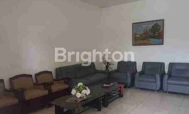 Rumah Di Bunga Bunga Lowokwaru Malang