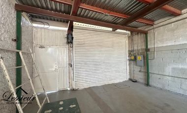 SE VENDE GRAN OFICINA CON BODEGA UBICADA EN CALLE LOMAS DEL REY