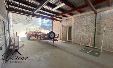 SE VENDE GRAN OFICINA CON BODEGA UBICADA EN CALLE LOMAS DEL REY