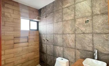 Hermosa casa nueva con recamara en planta baja muy cerca de Sams y plaza Las Americas