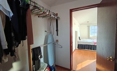 Casa en Renta en Fracc. Tulipanes II, Calimaya, Cerca El Mesón, Enorme Jardín