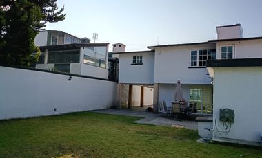 Casa en Renta en Fracc. Tulipanes II, Calimaya, Cerca El Mesón, Enorme Jardín