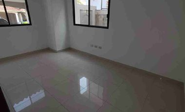 Venta de hermosa Casa en Urb. Estancias del Río- Samborondon.