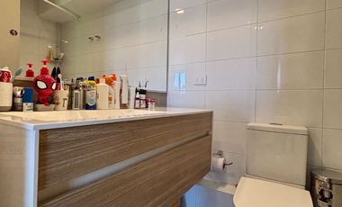 Se Vende Exclusivo Depto 3d+3b+2est+bd. Providencia.