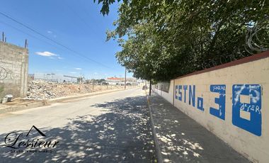 SE VENDE GRAN TERRENO MUY CERCA DE SAN LORENZO