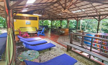 Hotel Ecolodge en Venta Cerca al Parque Tayrona, con Río, Santa Marta