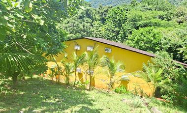 Hotel Ecolodge en Venta Cerca al Parque Tayrona, con Río, Santa Marta