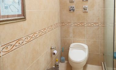 SE VENDE FINCA EN COMBIA,DOS  CASAS