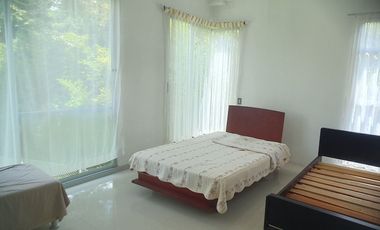 SE VENDE FINCA EN COMBIA,DOS  CASAS