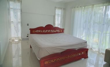 SE VENDE FINCA EN COMBIA,DOS  CASAS