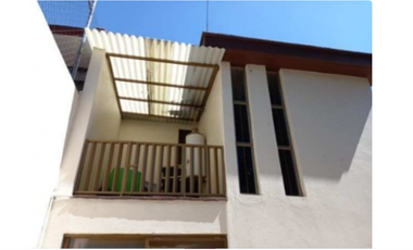 CASA A LA VENTA UBICADA EN PRIVADA EL PEÑON, LOS MANANTIALES, CUAUTLA, MORELOS