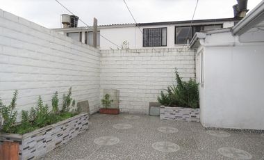 VENDO CASA EN VILLA LUZ