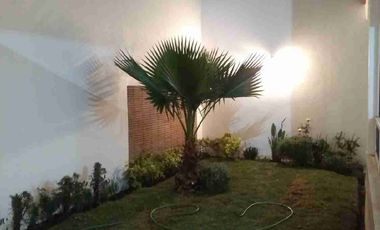 Jardín, casa con Jardin y terraza.