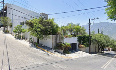 VENTA DE CASA EN MISION DE MONTERREY 1205 LA CIMA 1ER SECTOR SAN PEDRO GARZA GARCIA NUEVO LEON