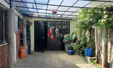 Vendemos casa de 1 piso en Calle Eyzaguirre comuna de San Bernardo