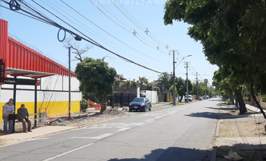 Vendemos casa de 1 piso en Calle Eyzaguirre comuna de San Bernardo