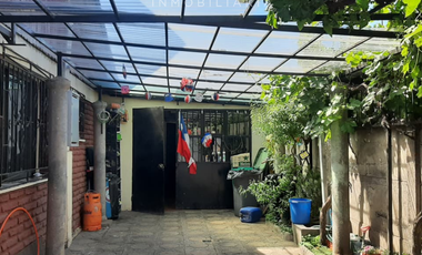 Vendemos casa de 1 piso en Calle Eyzaguirre comuna de San Bernardo
