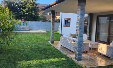 Hermosa casa en sector Torobayo