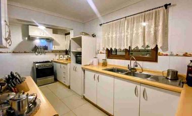 CASA AISLADA ,MACHALÍ