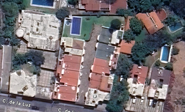 ¡PRECIOSA CASA EN FRACC CON ALBERCA EN MORELOS!