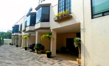 ¡PRECIOSA CASA EN FRACC CON ALBERCA EN MORELOS!