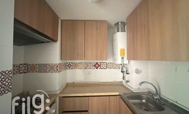 Arriendo Departamento 3D/2B en Padre Mariano, Conectividad y comodidad total